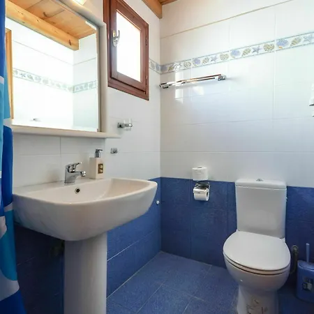 Antony Suites And Residences (Adults Only)